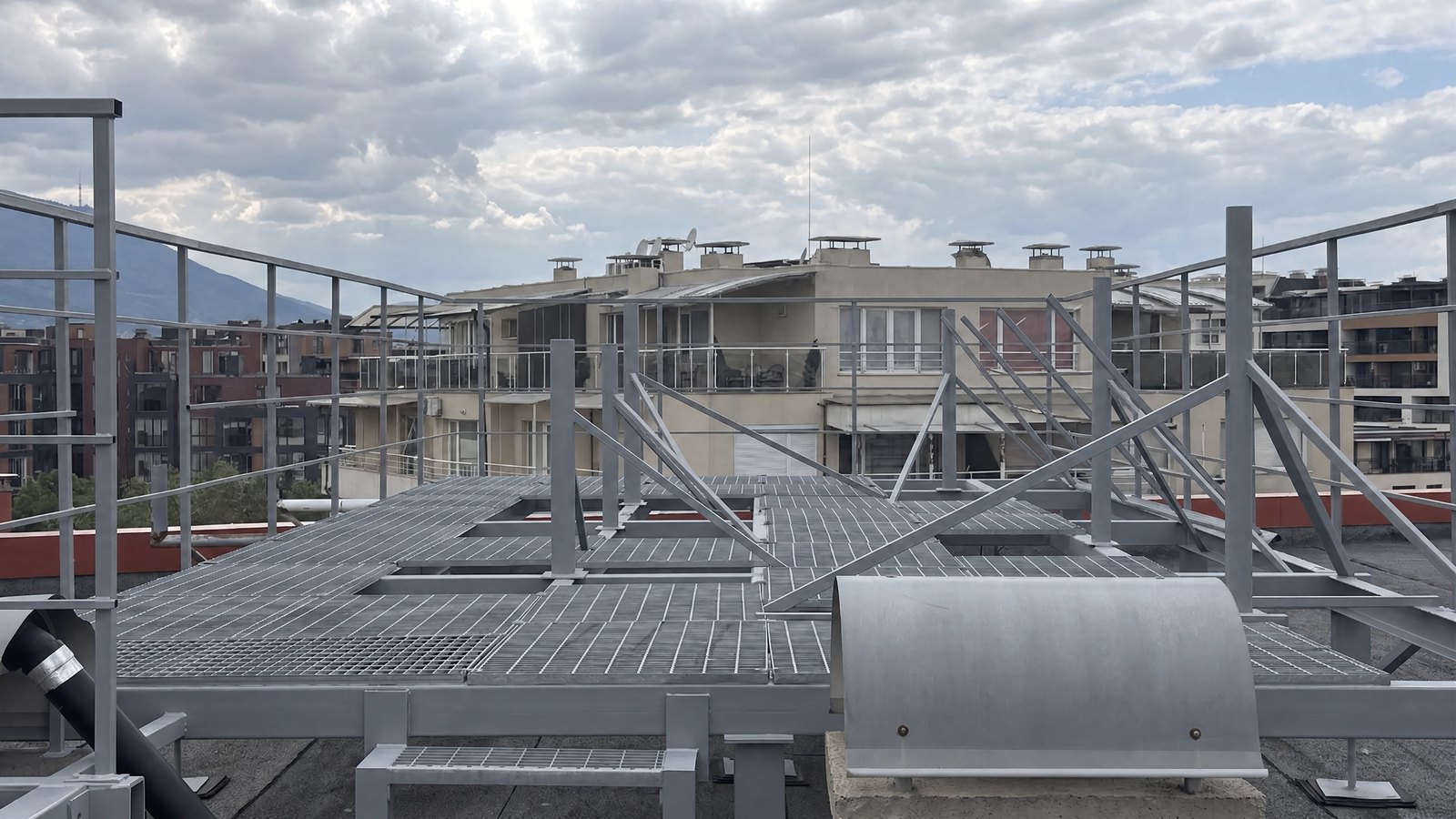 Rooftop antenna mounting platform — galvanized steel grid frames